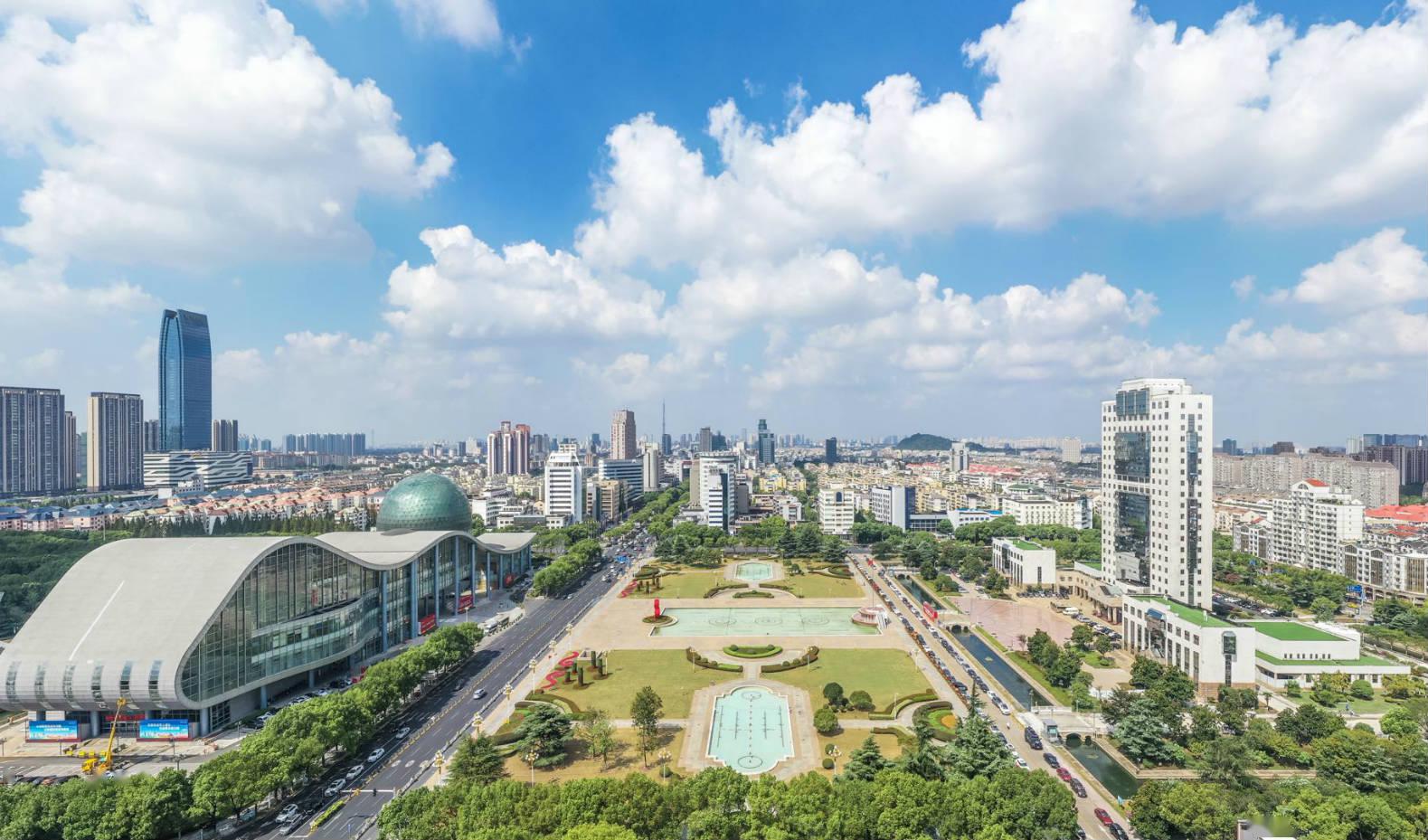 罗定e天空，探索数字时代的城市绿洲