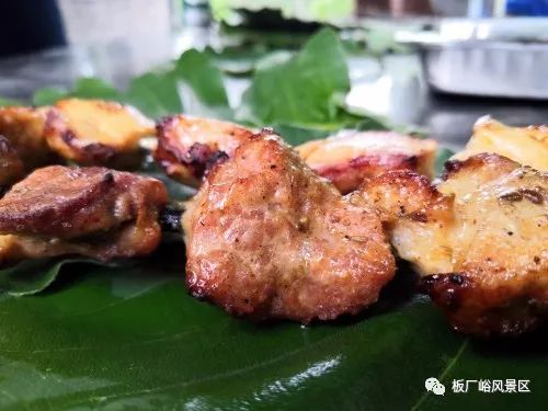 热辣塔布羊排，探索异域风味，品味舌尖上的激情
