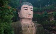 探秘中国最大的佛像，乐山大佛的传奇与启示
