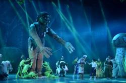 塞壬唱片官网：沉浸式音乐殿堂，探索艺人故事与在线服务