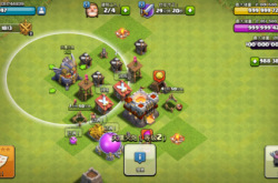 部落冲突破解版免费下载真的安全吗？揭秘隐藏风险与官方正版优势