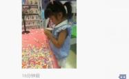 妈妈偷偷送盲童上学录下的暖心瞬间