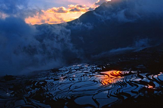 女博主独闯哀牢山深处，一次勇敢的挑战与平安归来