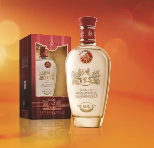 荣耀堡烈酒，探索这款传奇饮品的历史与魅力