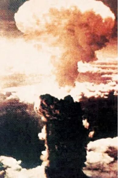 核弹危机：揭秘人类历史上最惊险的核对抗时刻与应对策略