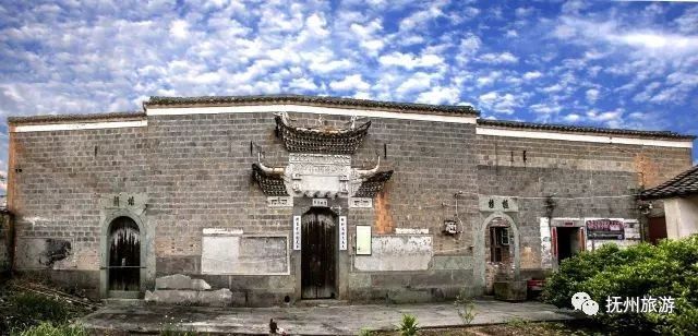 仙乡的金塔：探索800年古塔的建筑奥秘与神话传说，感受历史与文化的魅力