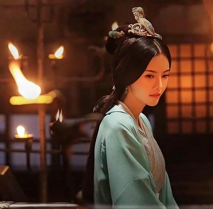 三国美女传奇：揭秘貂蝉、二乔、甄宓、孙尚香的乱世柔情与命运抉择