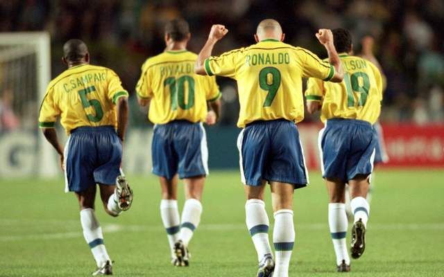 巴西足球的起源、风格与辉煌历史：从街头桑巴到世界冠军的完整指南