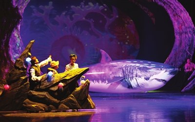 海底大冒险：沉浸式海洋娱乐体验，轻松探索神秘海底世界