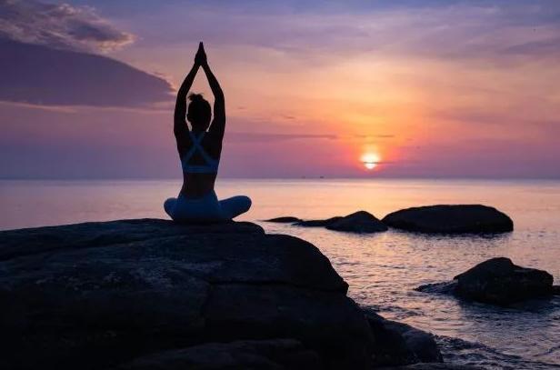 黑水港湾的沉船上冥想：轻松掌握深度放松与内心探索的实用指南