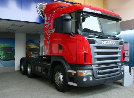 斯堪尼亚重卡驾驶模拟：从零到精通的完整指南，轻松掌握真实卡车驾驶技巧