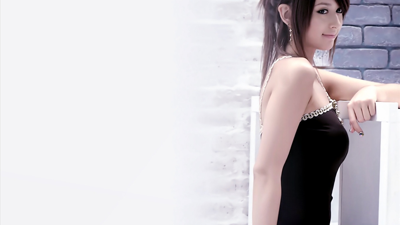 美女下载全攻略：安全获取高清壁纸与图片的实用技巧